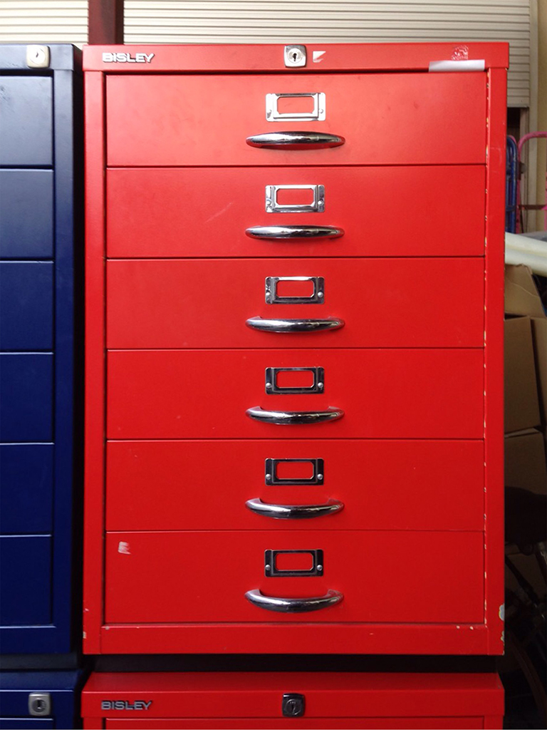 BISLEY（ビスレー）のロッカー回収