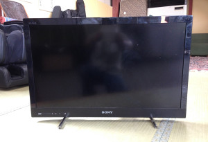 液晶テレビ（ソニーブラビア KDL-32EX42H）を回収