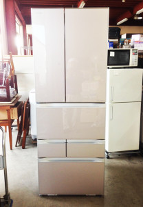 冷蔵庫（東芝GR-F51FXV-ZN）を回収