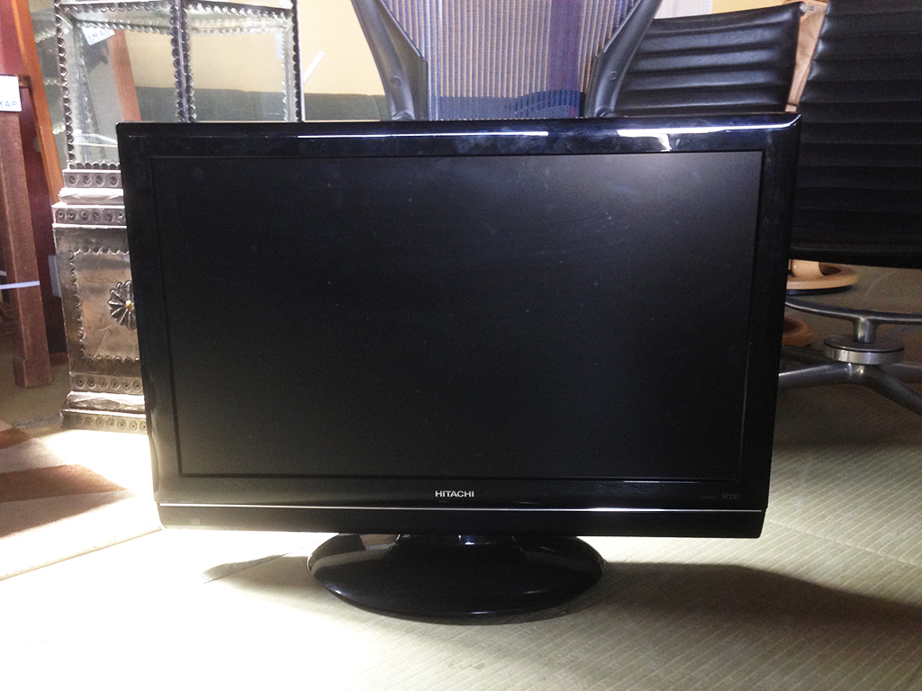 液晶テレビ（日立 WOOO L32-HV02）を買取