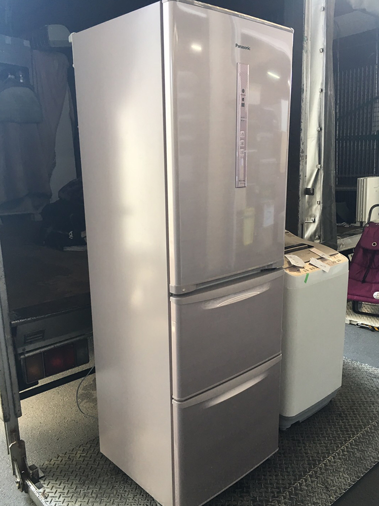 冷蔵庫（パナソニック NR-C37DM-P）など家電製品と家具を買取