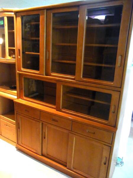 食器棚やレンジ台などまとめて買取