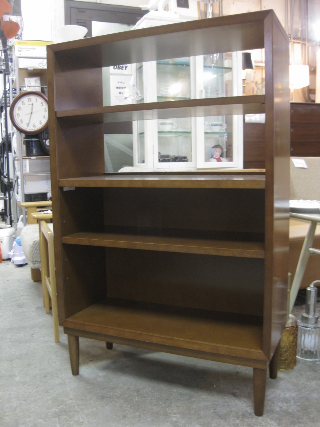 カリモクのシェルフ(棚)