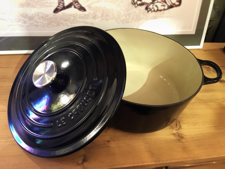 ル・クルーゼ製の鍋（ココットロンド）