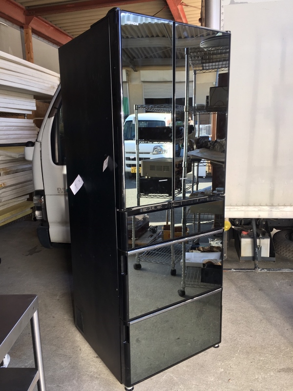 冷蔵庫（日立製 R-X5700F）