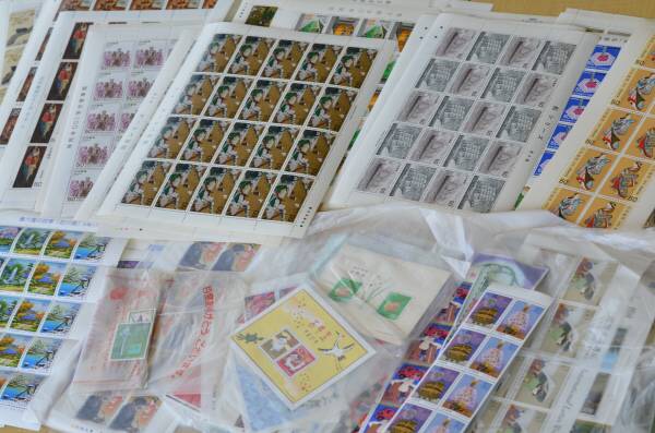 福祉整理中で出てきた記念切手