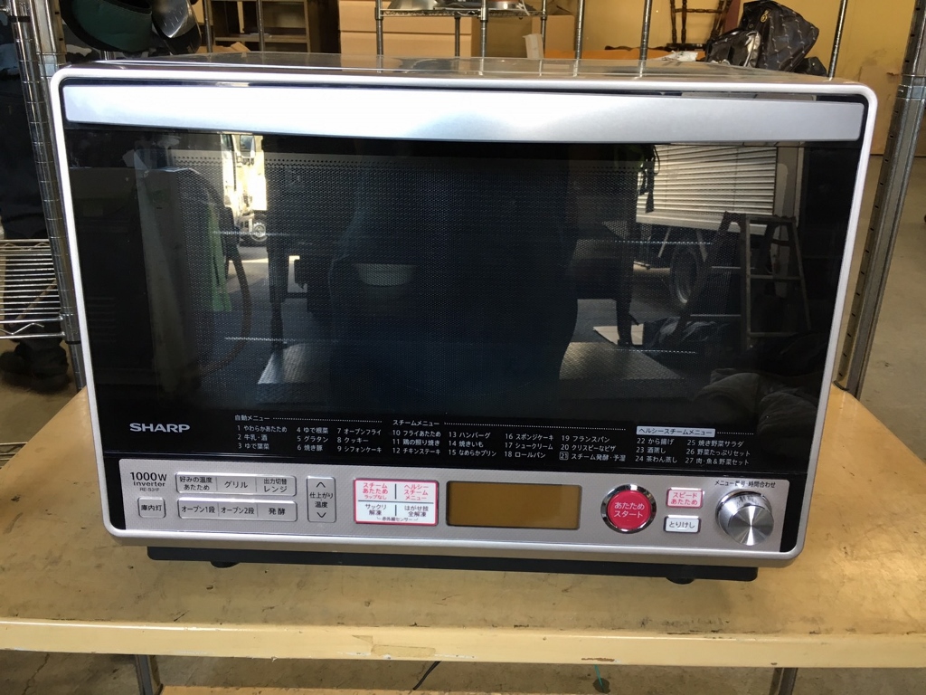 シャープ製の電子レンジ(RE-S31F-S)