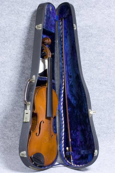 GLIGA（グリガ）のヴァイオリン