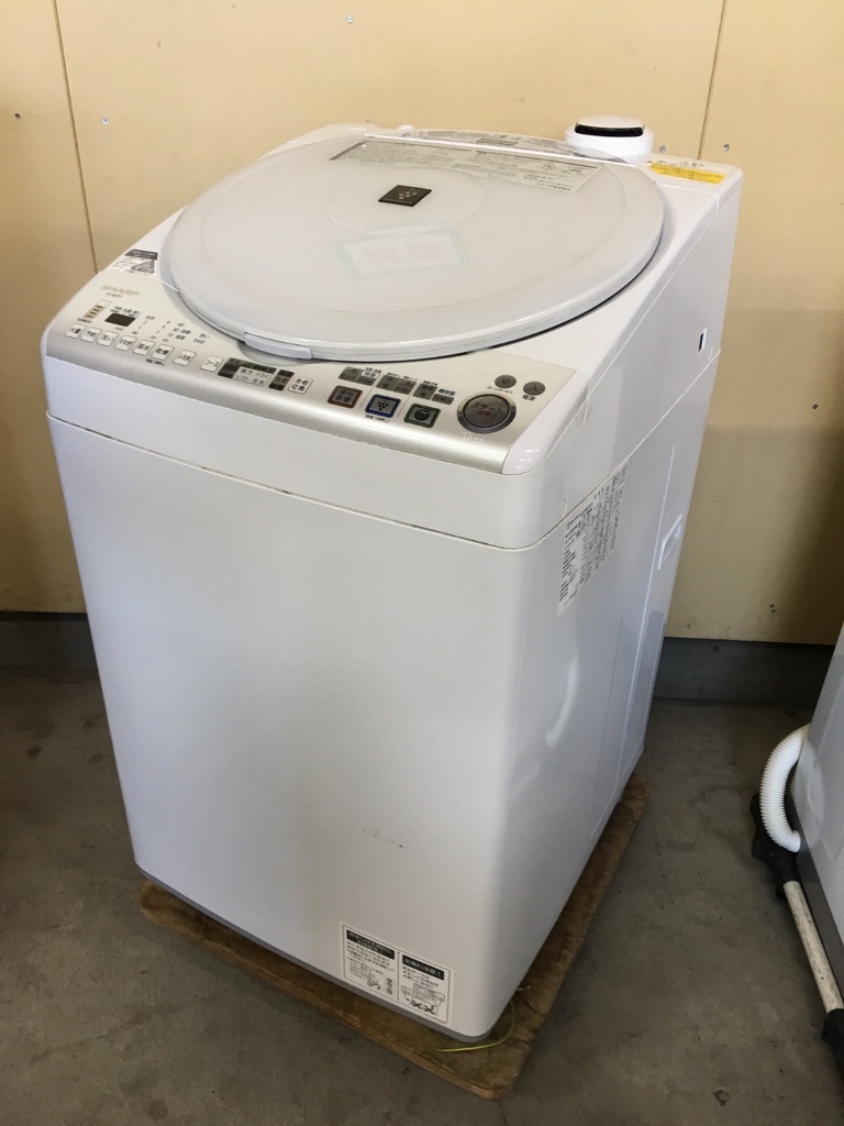 シャープ製洗濯機（ES-T82E9-W）
