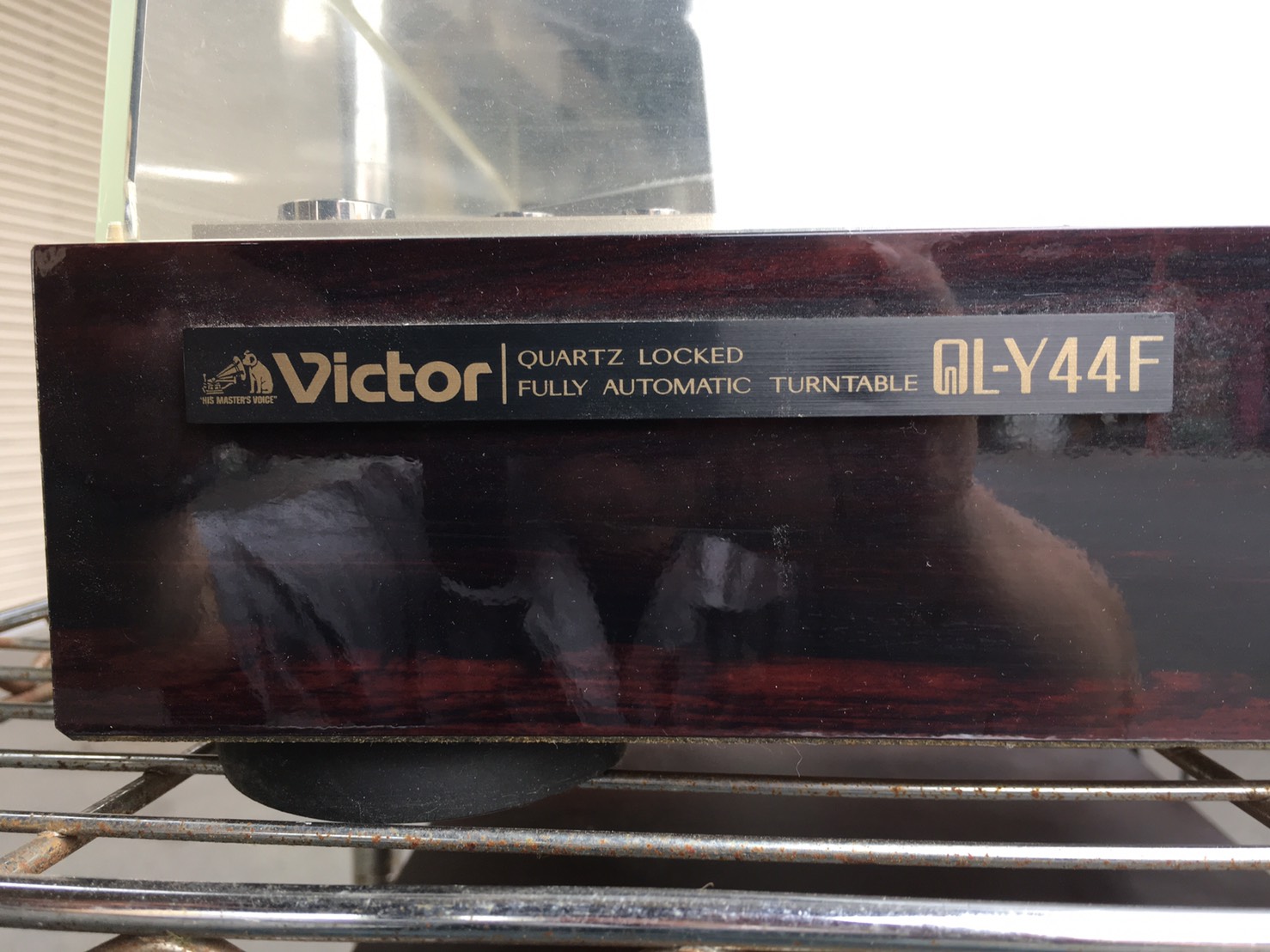 VICTOR（ビクター）のレコードプレイヤー（QL-Y44F）