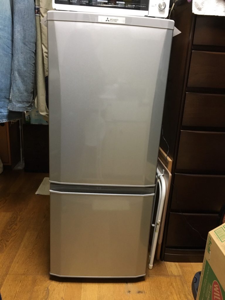 三菱製の冷蔵庫