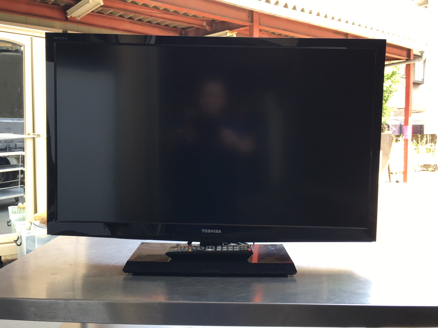 液晶テレビ（東芝REGZA・32B3）