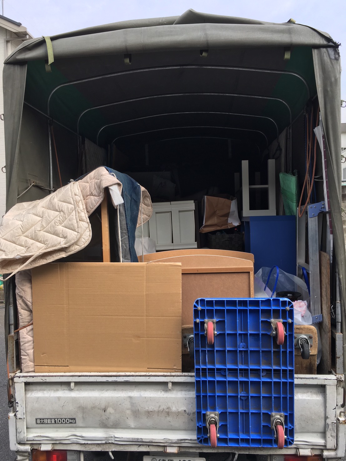 引っ越しで不要になった家財一式