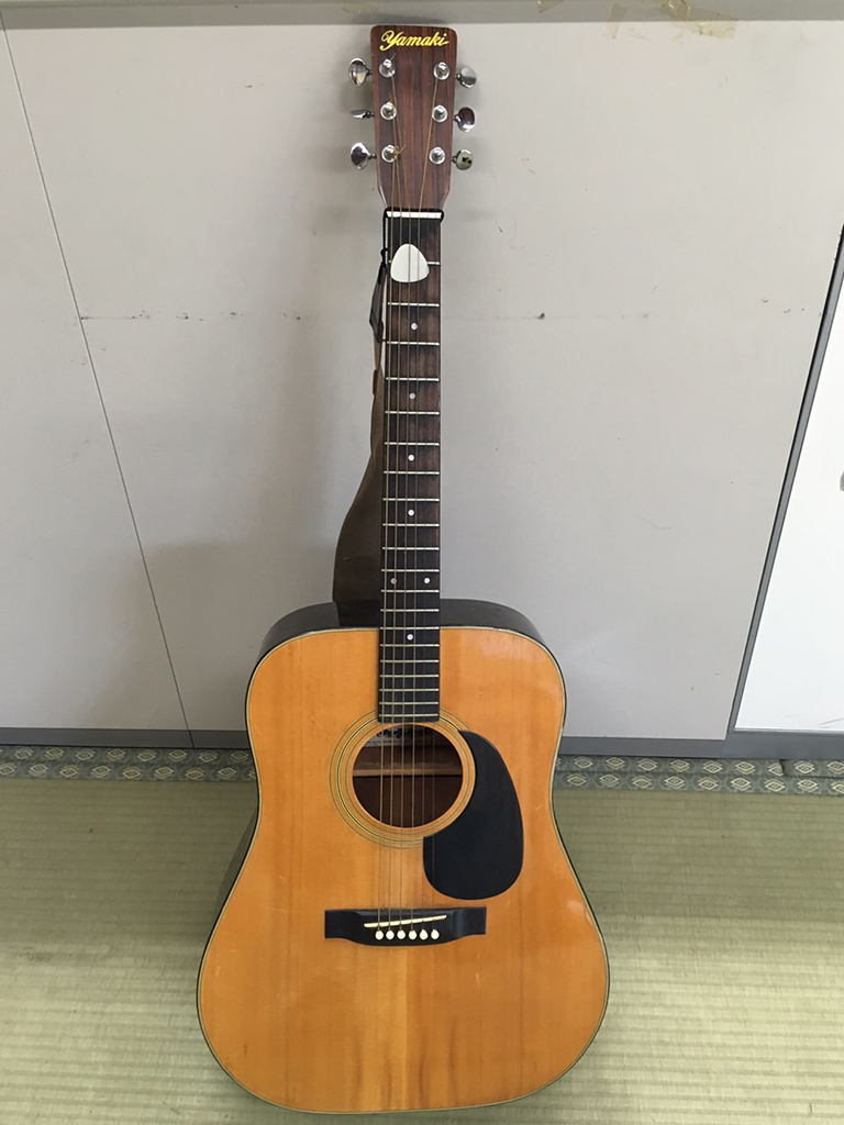ヤマキアコースティックギター