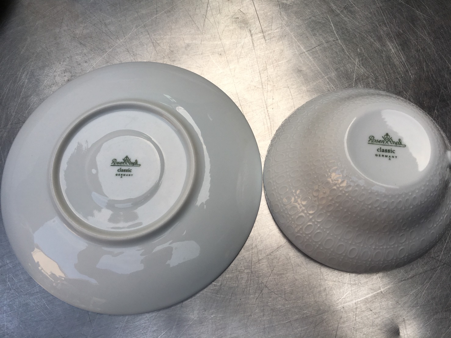 ローゼンタール・クラッシックのティーカップとソーサーセット