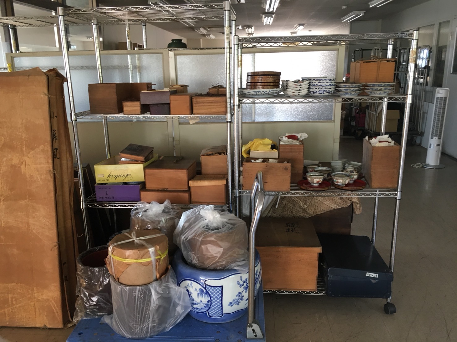 食器などの不用品