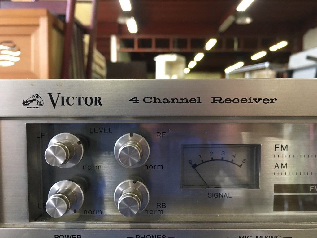 ビクター製のアンプ