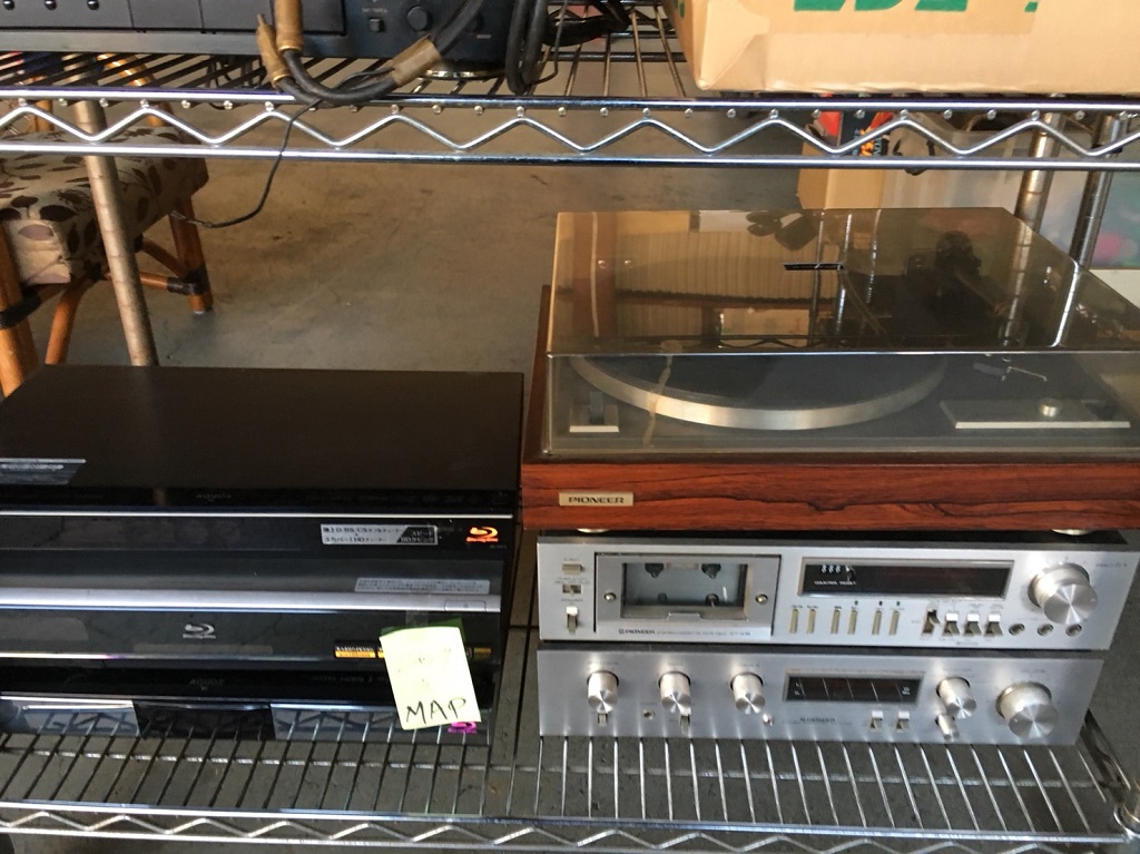 不要になったレコードプレーヤー