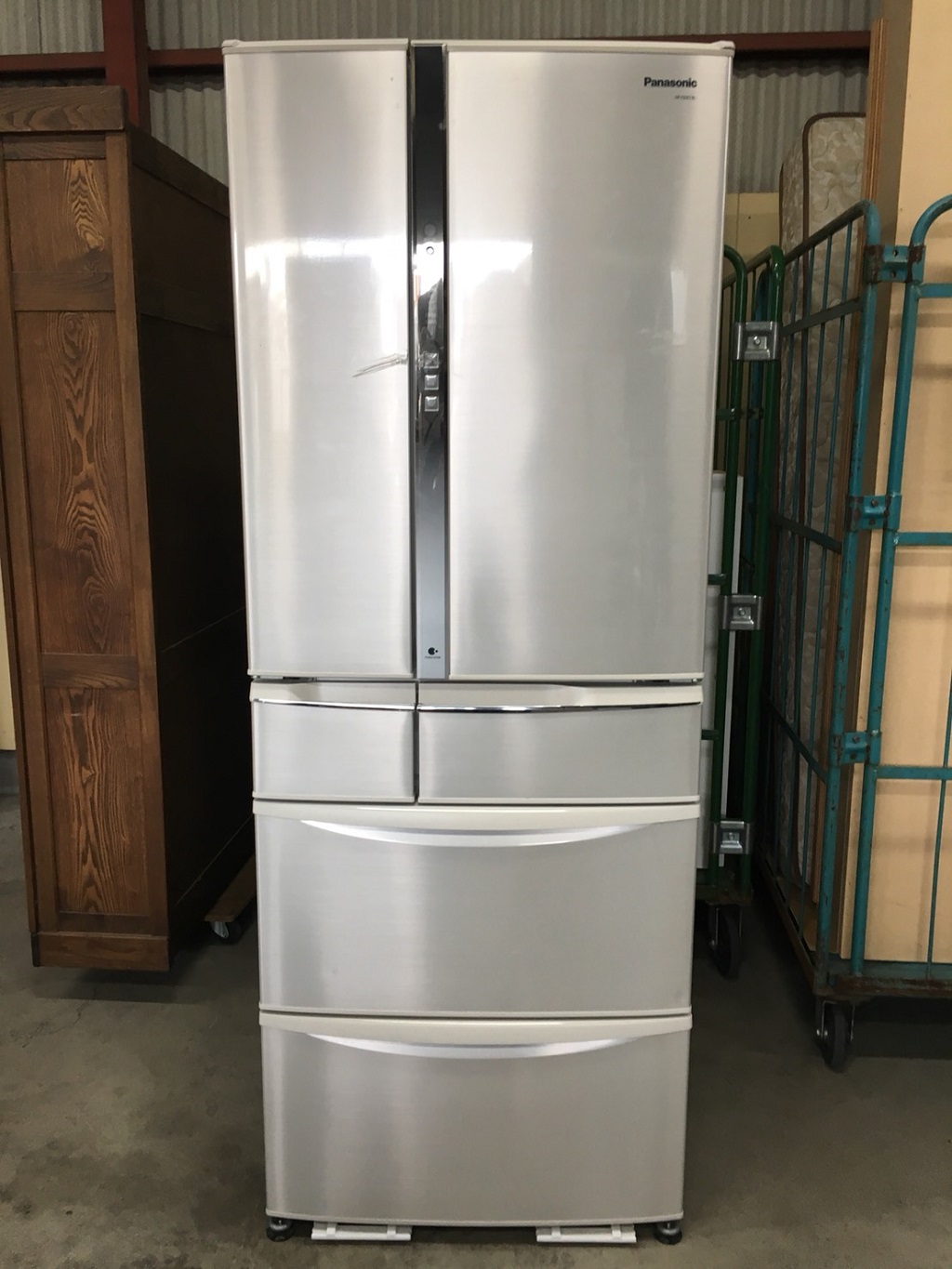 パナソニック製のトップユニット冷蔵庫（NR-F505T）