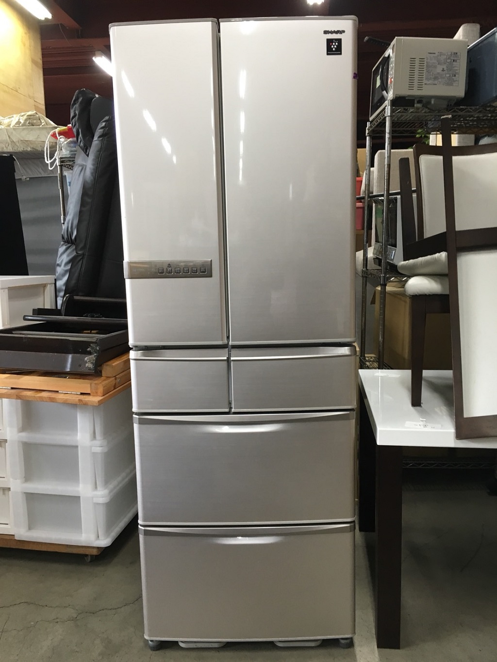 シャープ製のノンフロン冷凍冷蔵庫