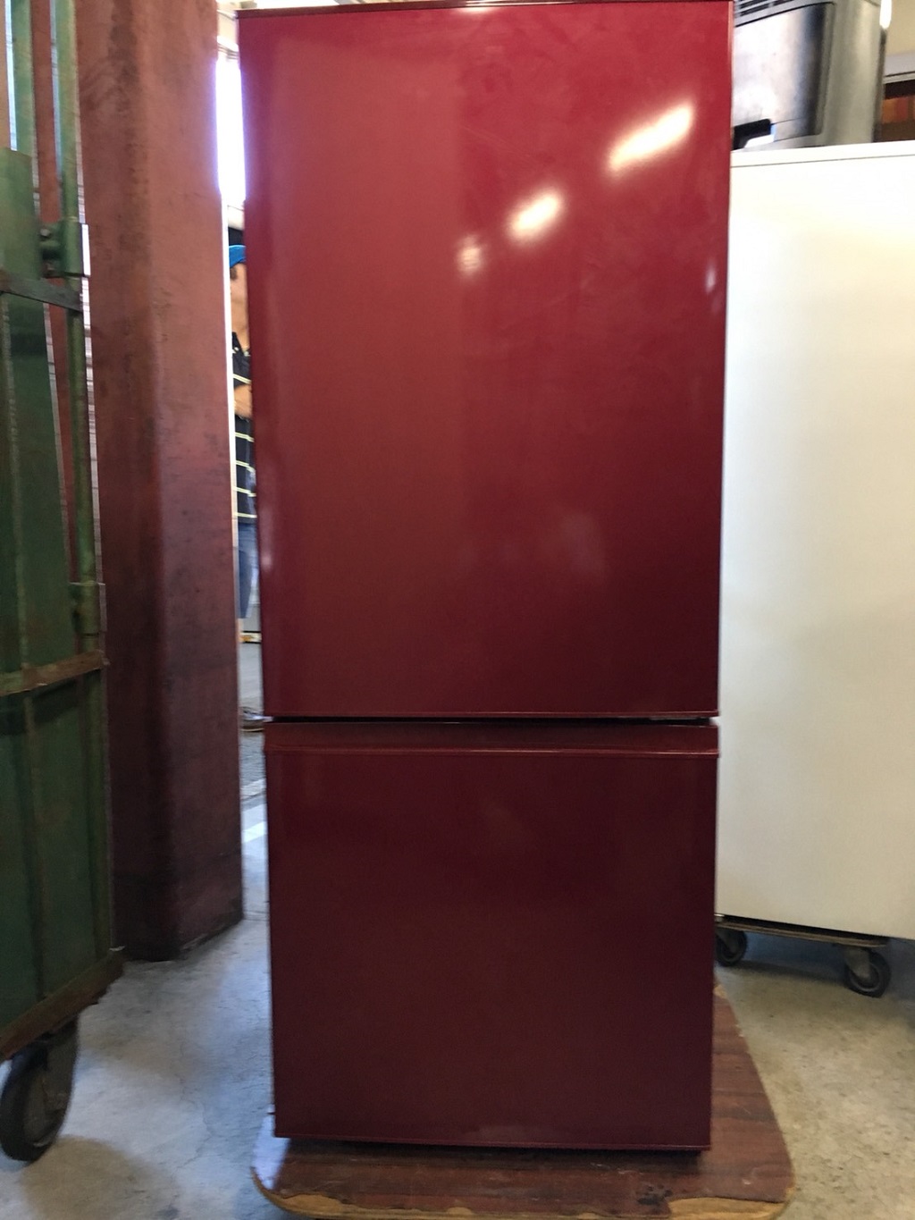アクア製の冷蔵庫（AQR-18E）